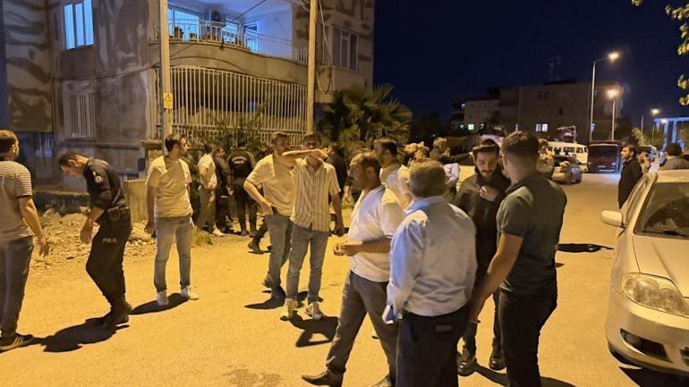 Bıçak ve sopalar havada uçuştu Kiracı ve ev sahibi arasında meydan savaşı