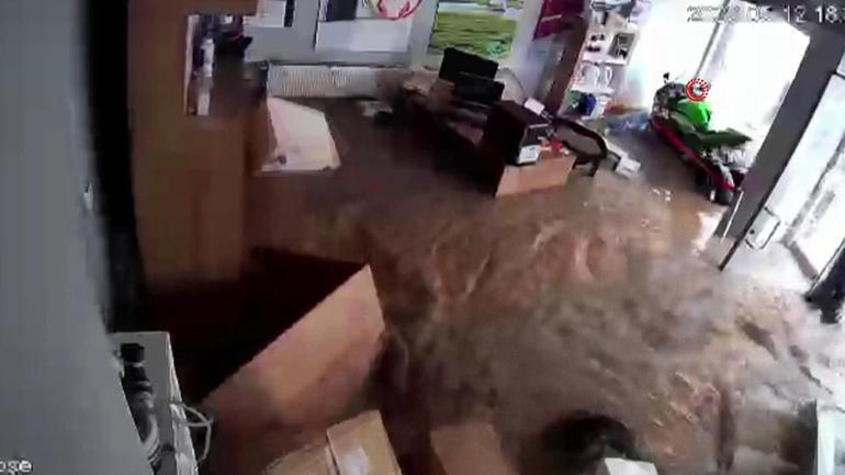  Ne var ne yok önüne kattı götürdü