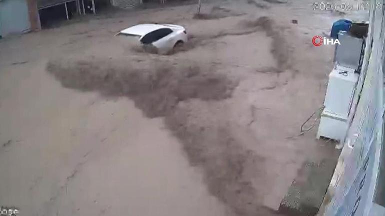  Ne var ne yok önüne kattı götürdü