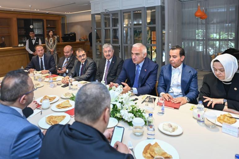  3 ile daha 5 yıldızlı otel konforunda ücretsiz halk plajı açılıyor...