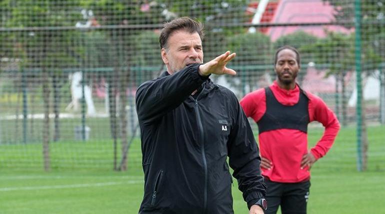 Fatih Karagümrük, Aleksandar Stanojevic ile “devam” dedi