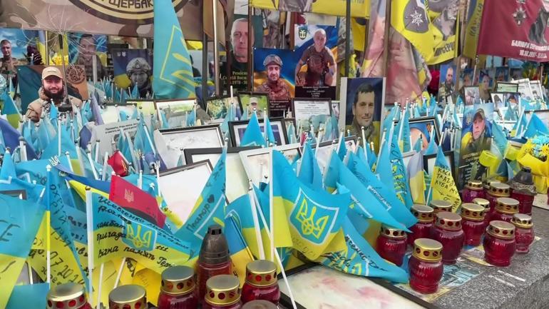 CNN TÜRK Rusyayla savaşan Ukraynada: Savaşın sessiz bilançosu meydanda