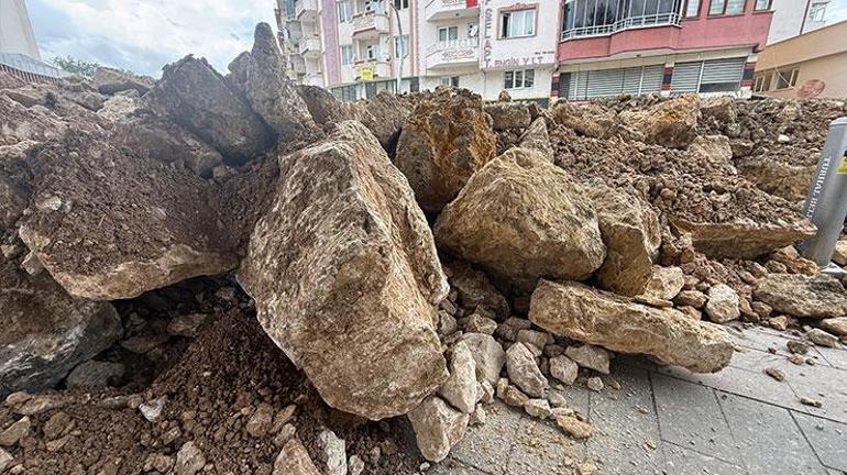 Tokatta taşkın riskine karşı dev kayalarla 9 kilometrelik set çekildi