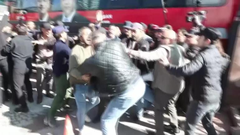 SON DAKİKA CHP genel merkezinde tahliye gerginliği
