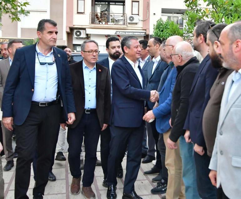  Yeni parti falan kuracağımız yok
