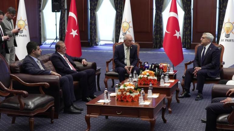 Siyasette bayram trafiği: AK Parti ve CHP bayramlaştı