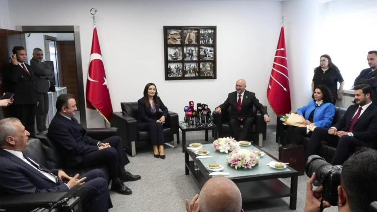 Siyasette bayram trafiği: AK Parti ve CHP bayramlaştı