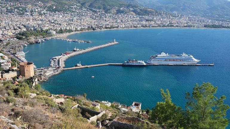 Kruvaziyerle nisanda gelen turist, 3 aylık yolcu sayısından fazla