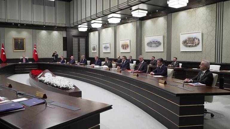Kabine toplanıyor... İşte masadaki başlıklar