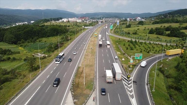 Sürücüleri ilgilendiriyor Anadolu Otoyolu Ankara-İstanbul yönü trafiğe kapanıyor