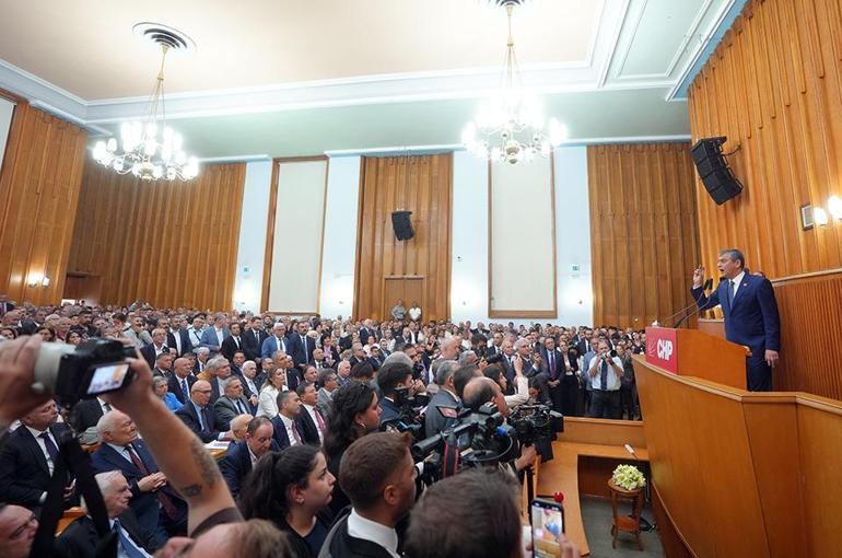 Dicle Canova anlattı: CHPde grup toplantısı ve kurultay krizinde son kulisler....