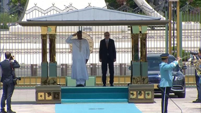 Cumhurbaşkanı Erdoğan Nijer liderini karşıladı