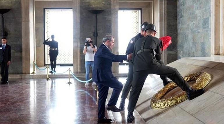 Galatasaray Yönetimi, Anıtkabir’i ziyaret etti