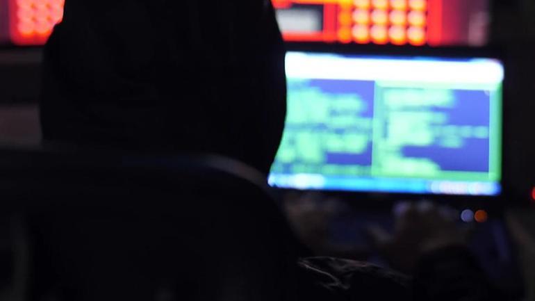 Yapay zeka kişisel verileri depoluyor