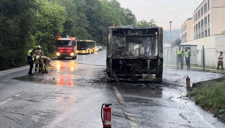 Alev alev yanan İETT otobüsü küle döndü