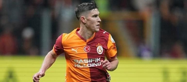 Galatasarayda 2 futbolcu için karar