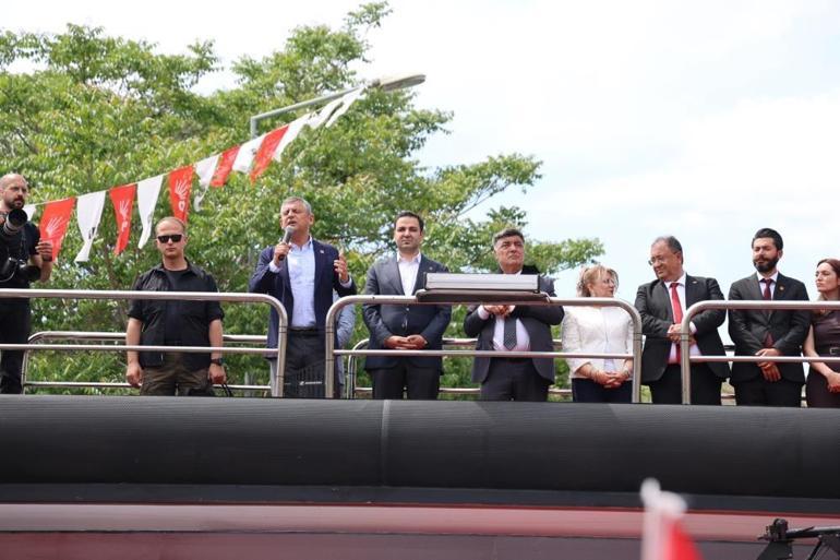 Özgür Özelden Partililere Seçim Mesajı