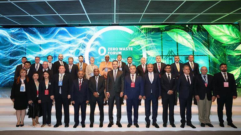 20 milyar dolarlık 2030 hedefi: Alparslan Bayraktardan net mesajlar