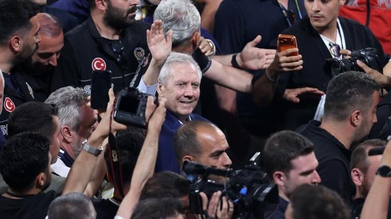 Aziz Yıldırım’a Cumhurbaşkanı Erdoğan’dan tebrik