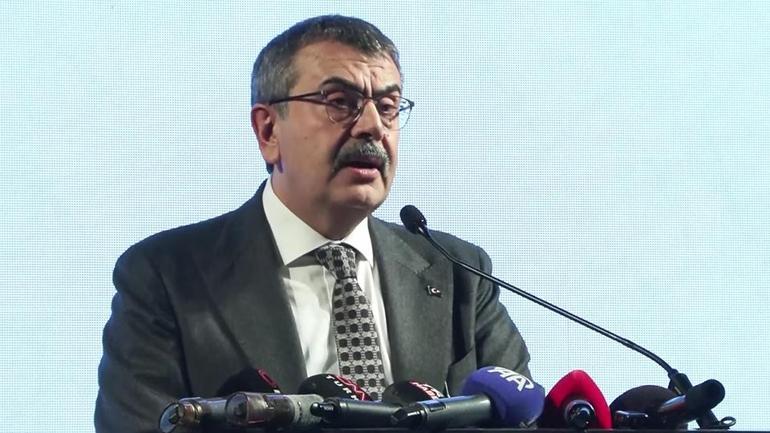 Bakan Tekin: “Ara tatilleri kaldırmıyoruz”