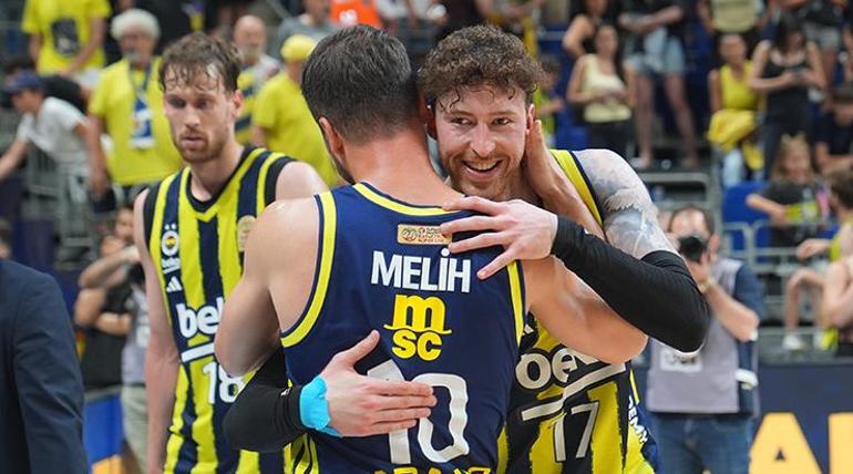 Fenerbahçe, Beşiktaş’ı mağlup etti ve seriyi eşitledi