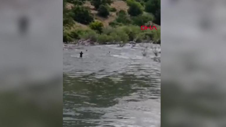  Bir anda gözden kayboldu