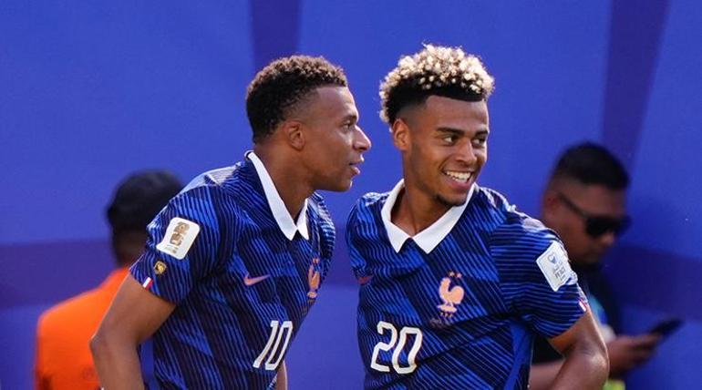 Fransa, Dünya Kupası’na müthiş girdi Senegal…