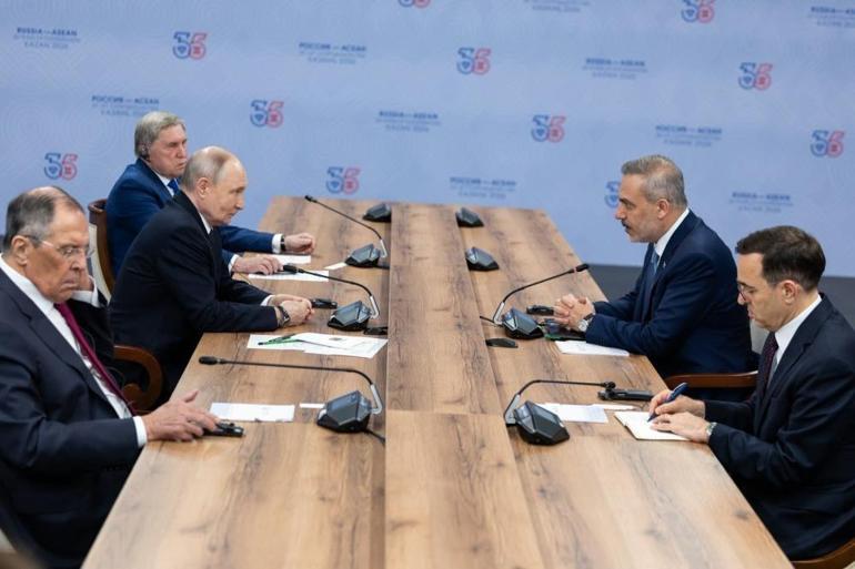 Rusyada Kritik Temas Hakan Fidan, Putin ile Görüştü