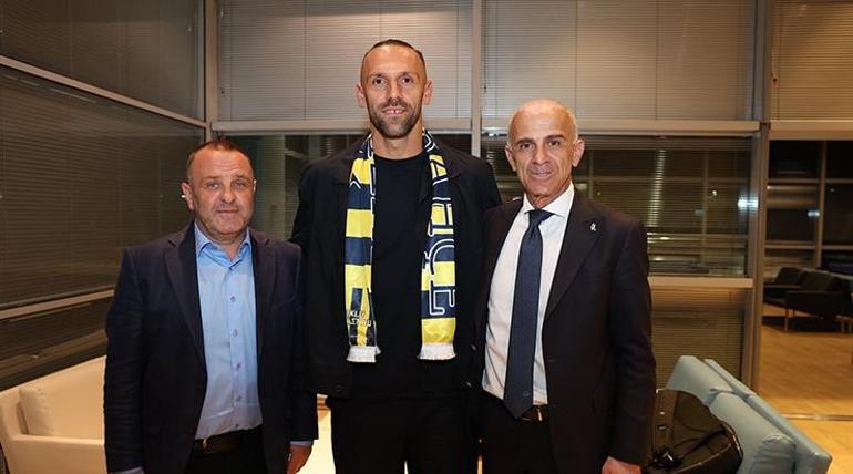 Fenerbahçe, Vedat Muriqi’e kavuştu
