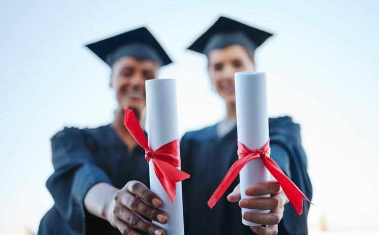 ÜNİVERSİTELERDE YENİ DÖNEM Okul dışı kurslar diplomaya işlenecek