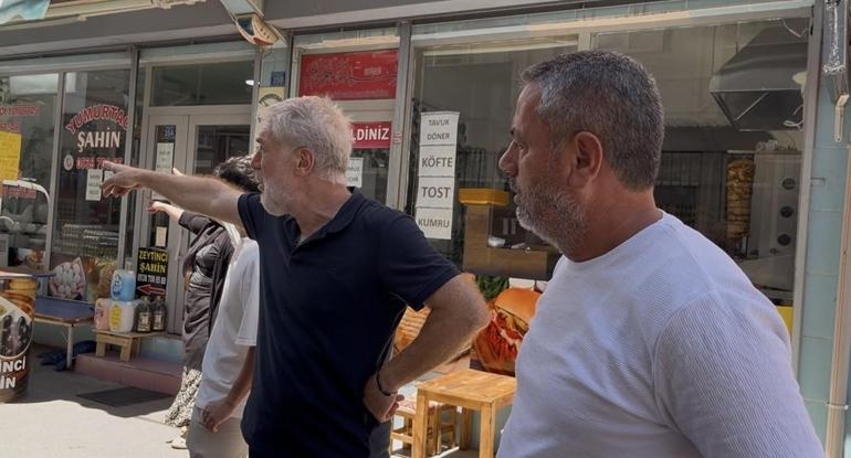 Eşi 1 kilogram altını çöp sanıp attı Seferber olan mahalleli tek tek çöpte altın arıyor...