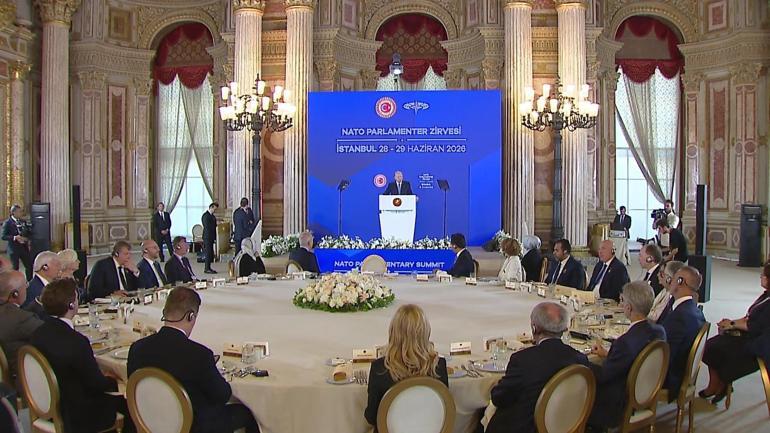  NATO tarihi bir dönemeçten geçiyor