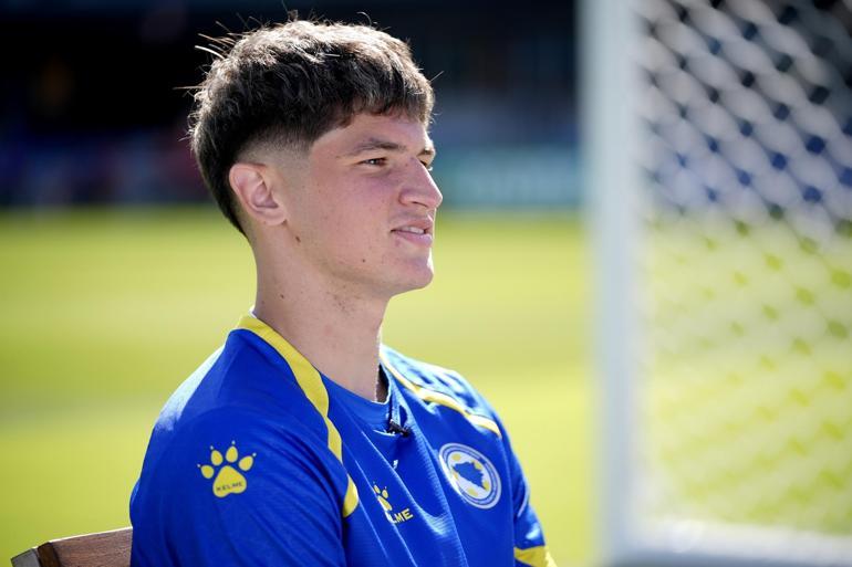 Edin Dzeko, Bosna Herseki tanımayan ABDli spikere cevap verdi: Bizimle ilgili değil, onlar hakkında çok şey gösteriyor