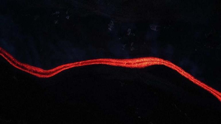 Etna Yanardağı yeniden hareketlendi