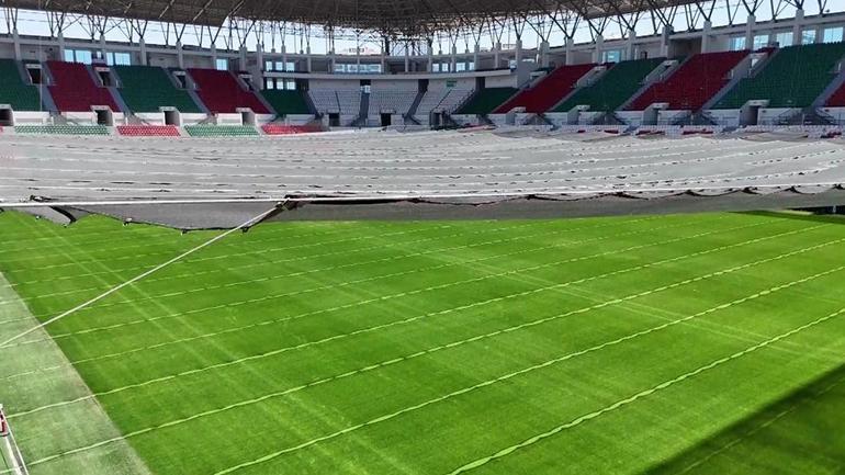 Diyarbakır Stadyumunda sıcak koruması