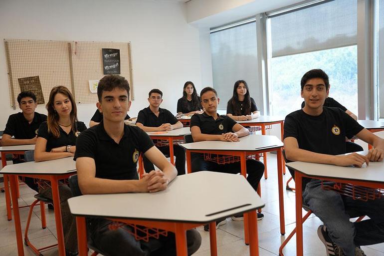 Demirören Medya ve Teknoloji Lisesinde tanıtım günleri başladı