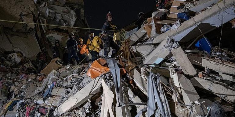 Venezuelada deprem felaketinde bilanço ağırlaşıyor Can kaybı 3 bine dayandı