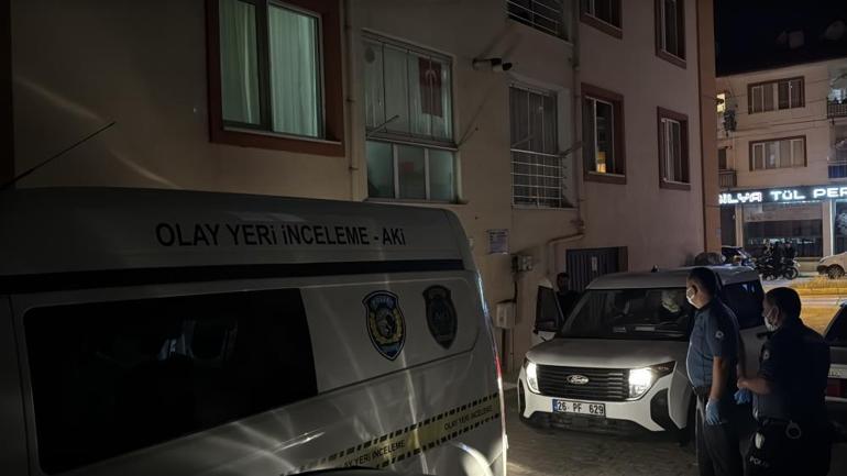 15 gündür haber alınamıyordu Sokağı saran ağır koku acı gerçeği ortaya çıkardı