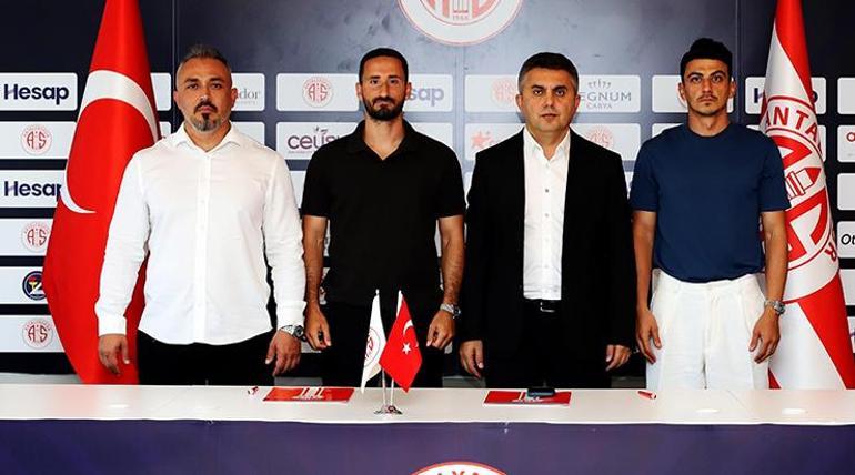 Antalyaspor’da iç transfer… Soner Dikmen ve Erdoğan Yeşilyurt…