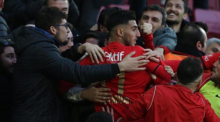 Gençlerbirliği, Gökhan Altıparmak’a veda etti