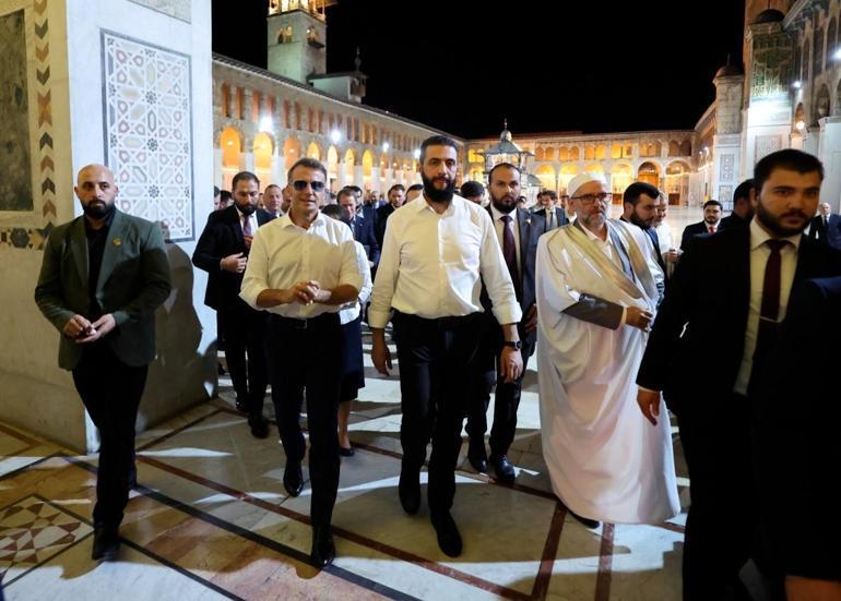 SON DAKİKA... Şamda Macronun otelinin yakınında patlama