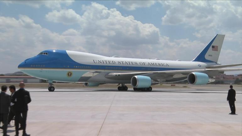 36. NATO Zirvesi başladı Cumhurbaşkanı Erdoğan, ABD Başkanı Trumpı karşıladı...