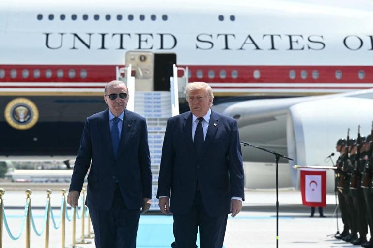 36. NATO Zirvesi başladı Cumhurbaşkanı Erdoğan, ABD Başkanı Trumpı karşıladı...