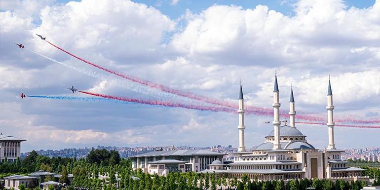 21 pare top atışı, Türk Yıldızları ve mehter... Trumpa A+ protokolü