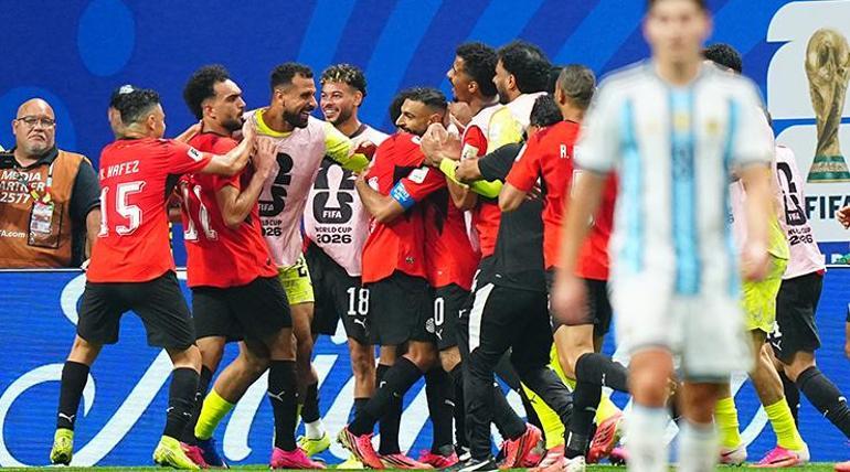 Lionel Messi ve Arjantin’den Mısır karşısında tarihi geri dönüş