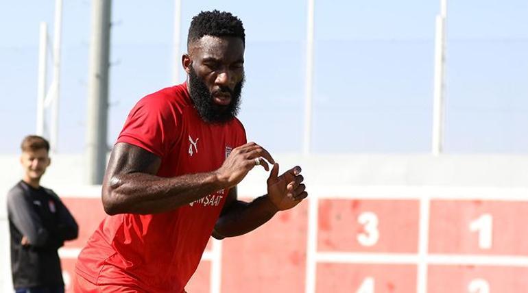 Sivasspor, Aaron Appindangoye ile nikâh tazeledi