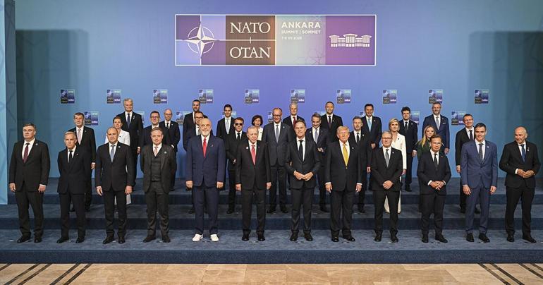Zirvenin simge karesi NATO liderleri imzaladı, son kalem Erdoğandan