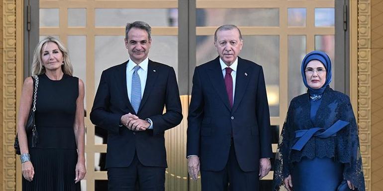 Ankarada yeni sayfa mesajı Miçotakisten Erdoğan açıklaması