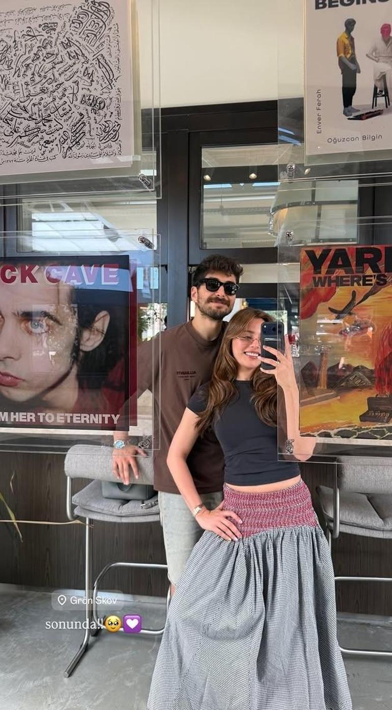 Kızılcık Şerbetinin Doğasıydı Sıla Türkoğlu ve Ata Ayyıldız aşka geldi Sanal medyayı salladılar