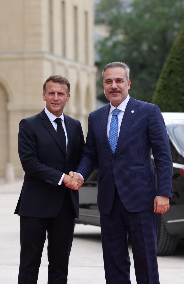 Dışişleri Bakanı Hakan Fidan, Fransada